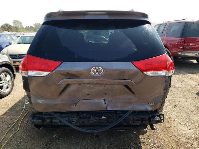 Photo 6 from auction – 2011 TOYOTA SIENNA XLE with VIN 5TDYK3DC7BS024153
