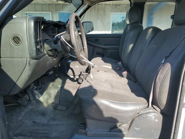 Photo 7 from auction – 2004 CHEVROLET SILVERADO with VIN 1GCHC29UX4E231864