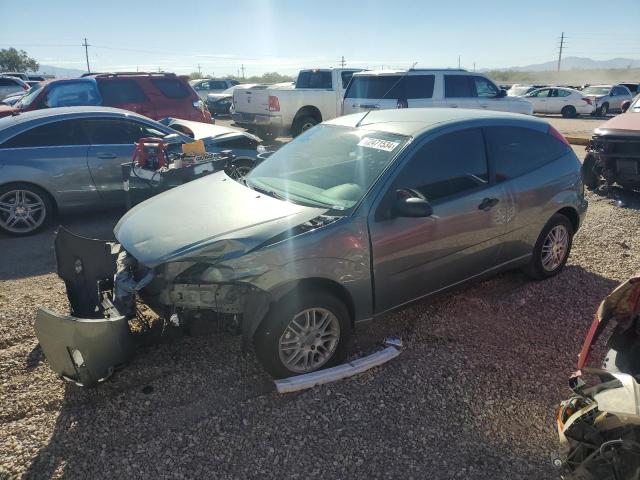 FORD FOCUS ZX3 2005 with VIN 3FAFP31N85R123334 - Photo from auction