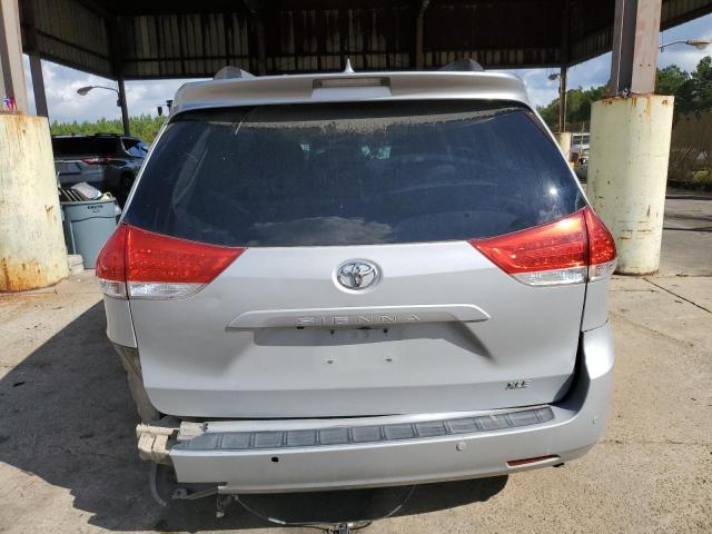 Photo 6 from auction – 2012 TOYOTA SIENNA XLE with VIN 5TDYK3DC4CS221797