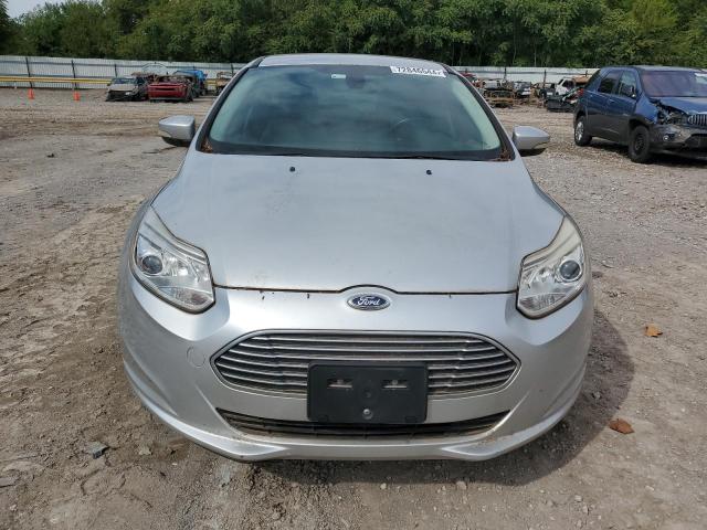Foto 5 de la subasta – 2012 FORD FOCUS BEV con VIN 1FAHP3R4XCL442038