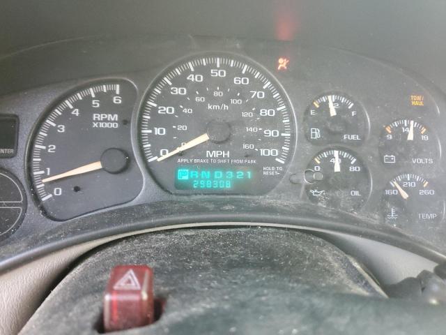 Photo 9 from auction – 2002 GMC YUKON with VIN 1GKEC13Z92R135896