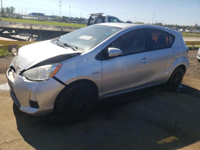 TOYOTA PRIUS C 2013 with VIN JTDKDTB34D1543230 - Photo from auction