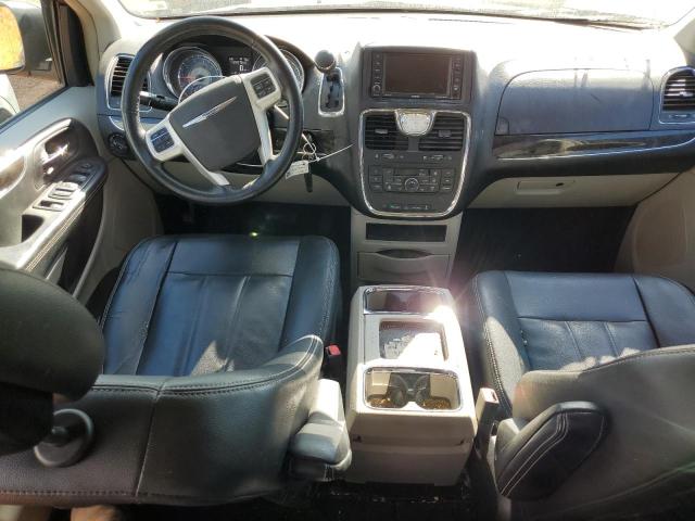 Photo 8 from auction – 2016 CHRYSLER TOWN & COU with VIN 2C4RC1BG4GR110998