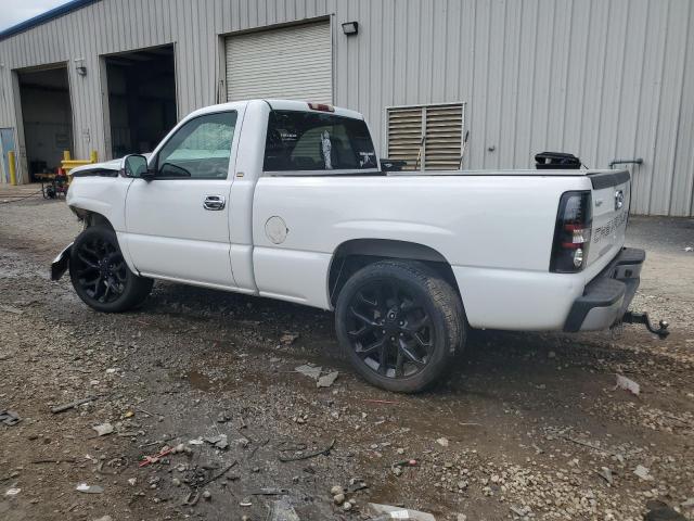 Photo 2 from auction – 2004 CHEVROLET SILVERADO with VIN 1GCEC14V84Z108022