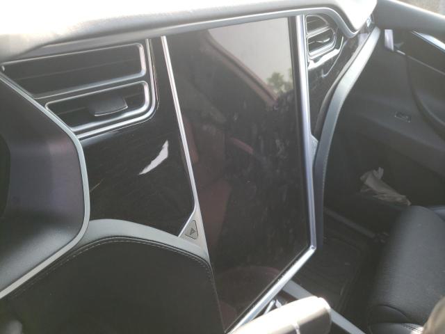 Photo 9 from auction – 2018 TESLA MODEL X with VIN 5YJXCDE24JF088805