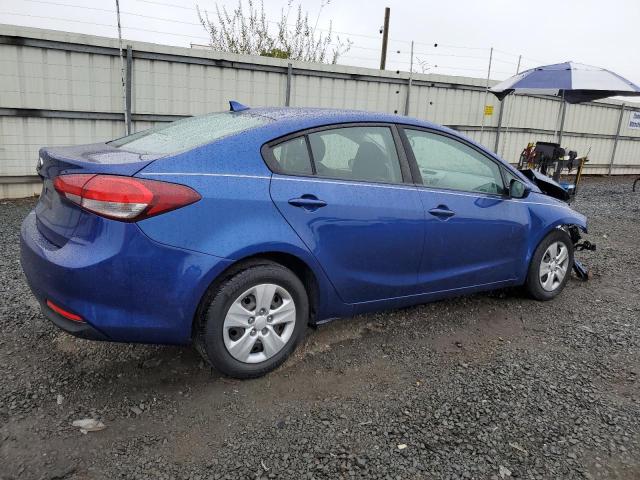 Photo 3 from auction – 2018 KIA FORTE LX with VIN 3KPFK4A72JE259430