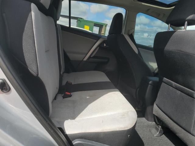 Photo 11 from auction – 2017 TOYOTA RAV4 XLE with VIN 2T3WFREV4HW392697