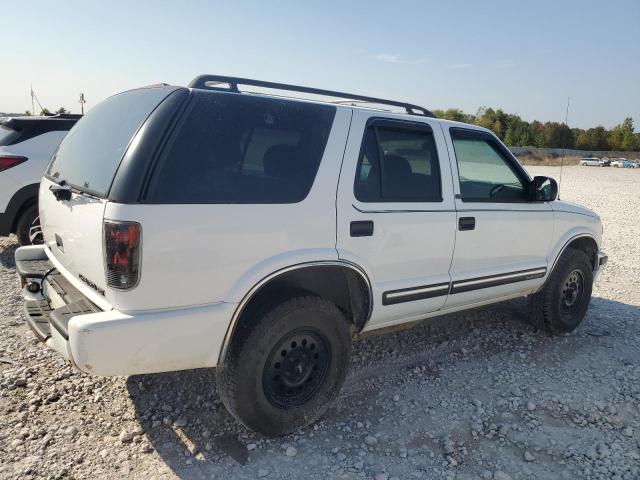 Photo 3 from auction – 2000 CHEVROLET BLAZER with VIN 1GNDT13W4Y2347076