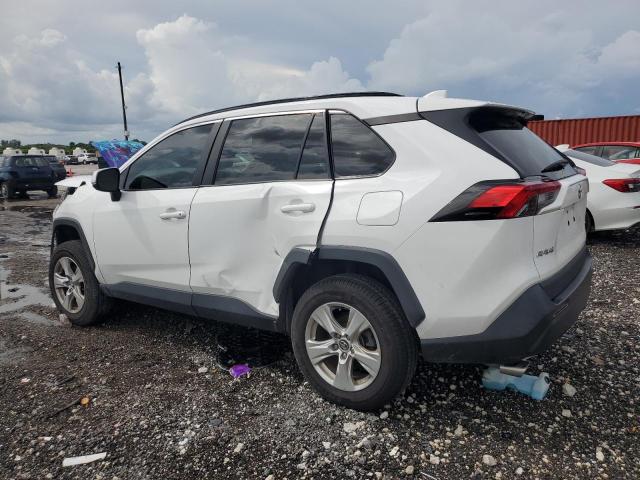 Photo 2 from auction – 2021 TOYOTA RAV4 XLE with VIN 2T3W1RFV7MC094010