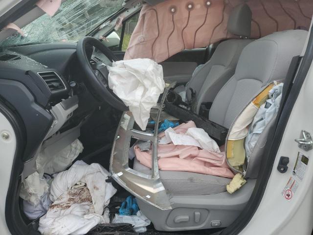 Photo 7 from auction – 2016 SUBARU FORESTER 2 with VIN JF2SJAFC3GH453295