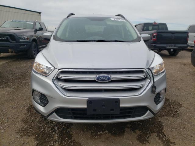 Photo 5 from auction – 2018 FORD ESCAPE SE with VIN 1FMCU0GD3JUC23343
