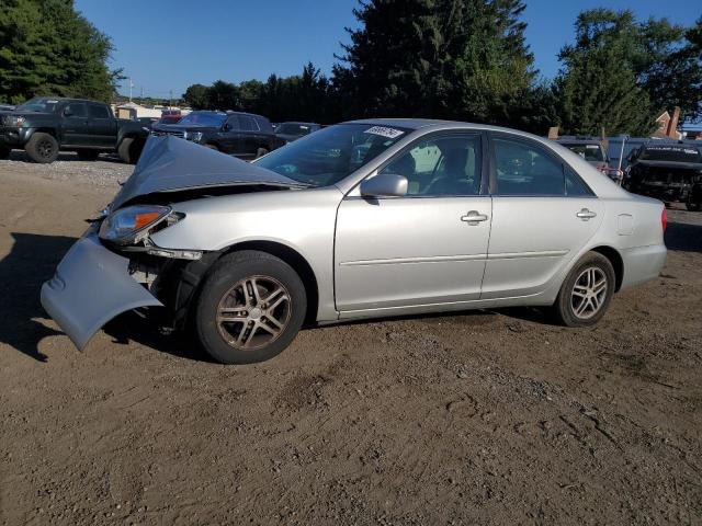 TOYOTA CAMRY LE 2002 with VIN 4T1BE32K32U024648 - Photo from auction
