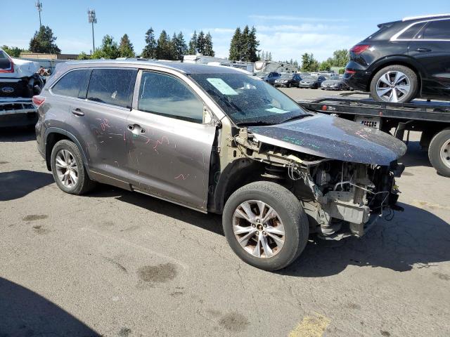 Photo 4 from auction – 2014 TOYOTA HIGHLANDER with VIN 5TDJKRFH1ES059322