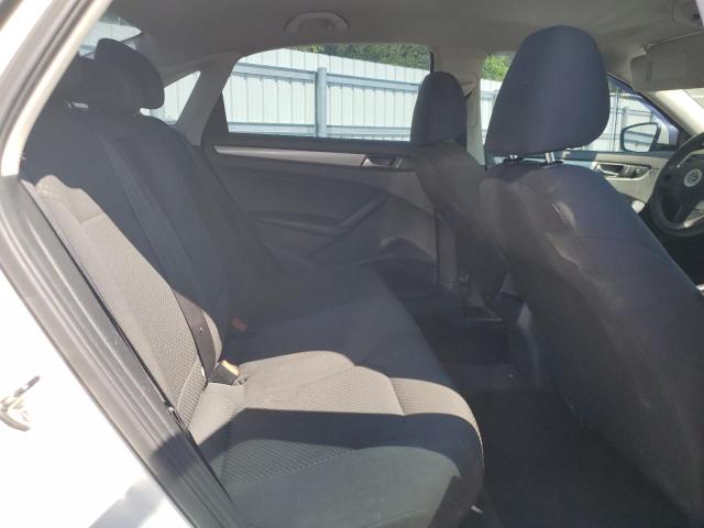 Photo 10 from auction – 2013 VOLKSWAGEN PASSAT S with VIN 1VWAP7A33DC105425