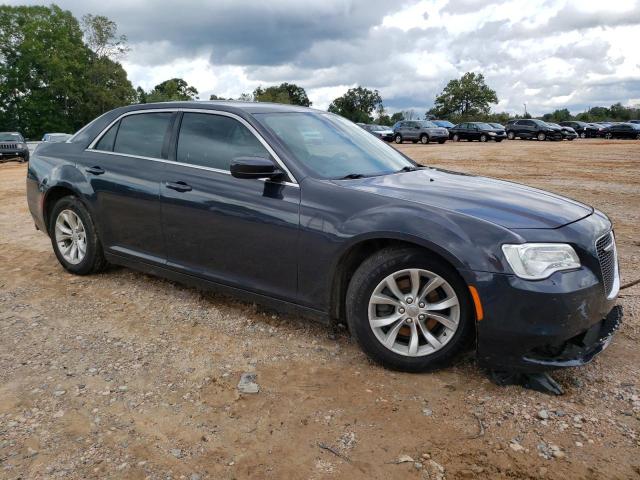 Photo 4 from auction – 2015 CHRYSLER 300 LIMITE with VIN 2C3CCAAGXFH876041