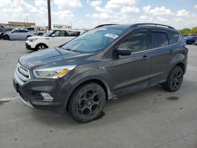 FORD ESCAPE SEL 2018 مع رقم تعريف المركبة 1FMCU0HD7JUC59017 - صورة من المزاد