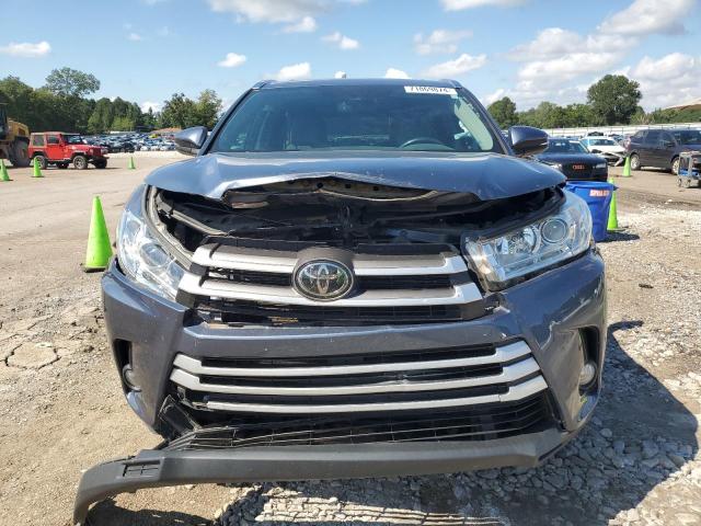 Photo 5 from auction – 2018 TOYOTA HIGHLANDER with VIN 5TDKZRFH4JS278348