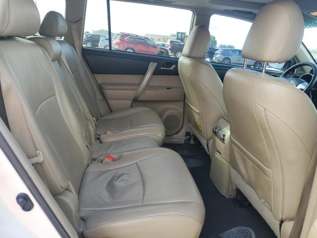 Photo 11 from auction – 2013 TOYOTA HIGHLANDER with VIN 5TDZK3EH5DS133115