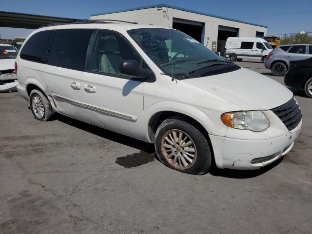 Photo 4 from auction – 2005 CHRYSLER TOWN & COU with VIN 2C4GP54L95R137351