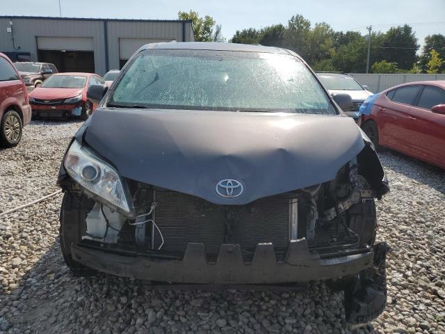 Photo 5 from auction – 2015 TOYOTA SIENNA XLE with VIN 5TDYK3DC3FS612802