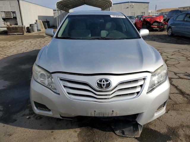 Photo 5 from auction – 2011 TOYOTA CAMRY with VIN 4T1BF3EK2BU619208