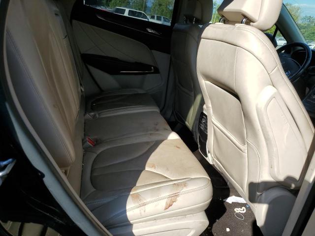 Photo 11 from auction – 2017 LINCOLN MKC RESERV with VIN 5LMTJ3DH7HUL50685