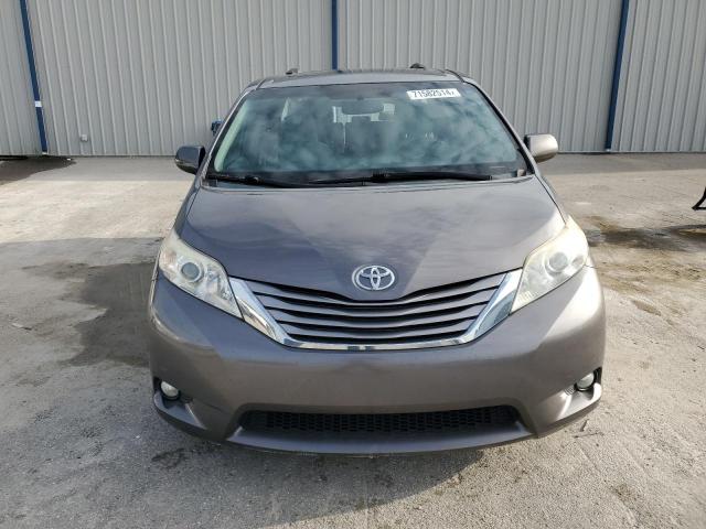 Photo 5 from auction – 2016 TOYOTA SIENNA XLE with VIN 5TDYK3DC6GS697829