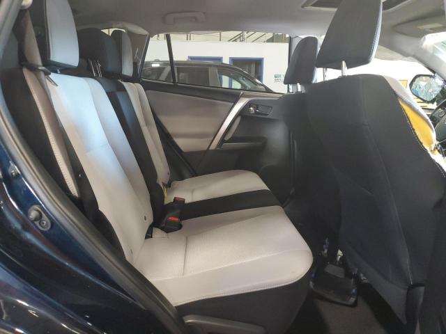 Photo 11 from auction – 2017 TOYOTA RAV4 XLE with VIN JTMRFREV8HD219145