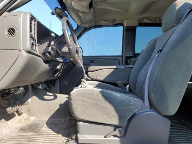 Photo 7 from auction – 2004 CHEVROLET SILVERADO with VIN 2GCEK19T441271172