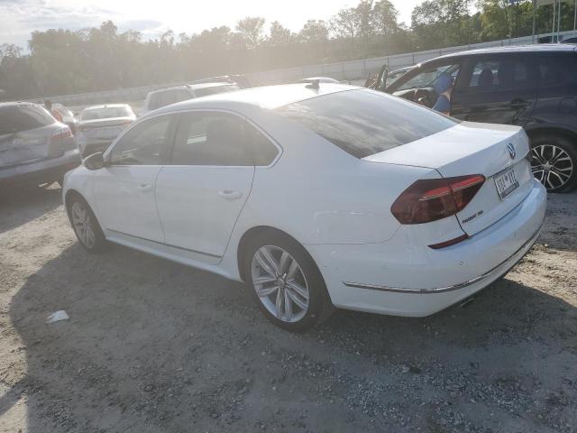 Photo 2 from auction – 2017 VOLKSWAGEN PASSAT SEL with VIN 1VWCT7A34HC050848
