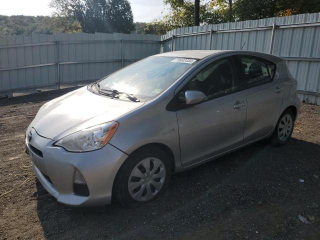 TOYOTA PRIUS C 2014 with VIN JTDKDTB31E1071196 - Photo from auction