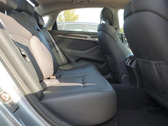Фото 10 с аукциона – 2017 GENESIS G80 BASE с VIN KMHGN4JE2HU211489