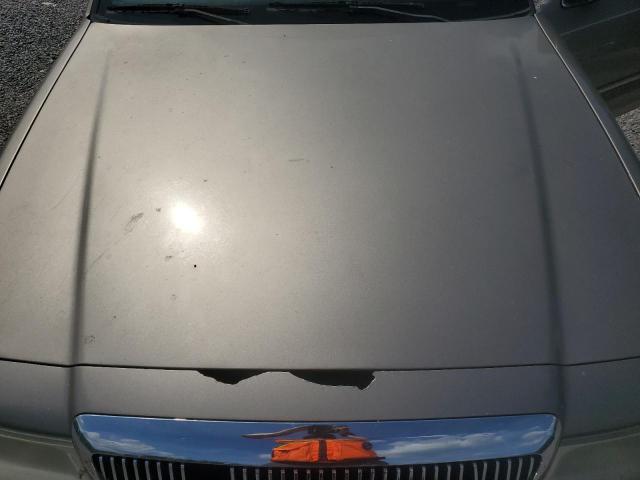 Photo 11 from auction – 2003 MERCURY GRAND MARQ with VIN 2MEFM74W33X684407