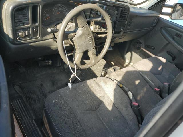Photo 8 from auction – 2004 CHEVROLET SILVERADO with VIN 1GCHC29UX4E231864