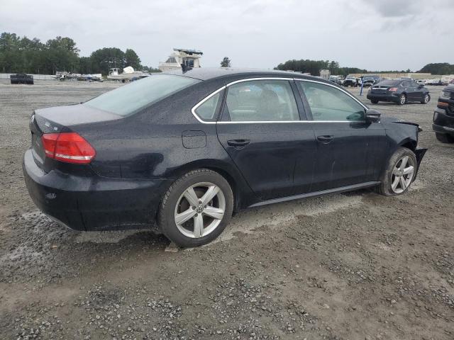 Photo 3 from auction – 2012 VOLKSWAGEN PASSAT SE with VIN 1VWBP7A34CC012013