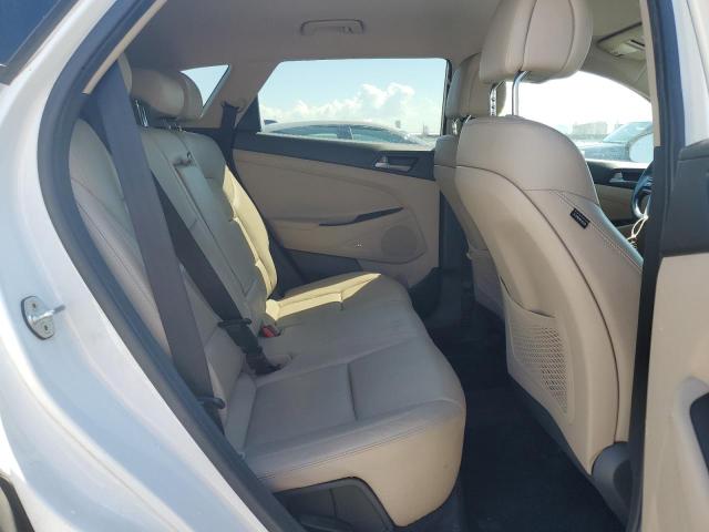 Photo 11 from auction – 2018 HYUNDAI TUCSON VAL with VIN KM8J33A23JU744341
