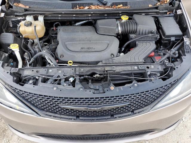 Photo 12 from auction – 2018 CHRYSLER PACIFICA T with VIN 2C4RC1FG3JR237193