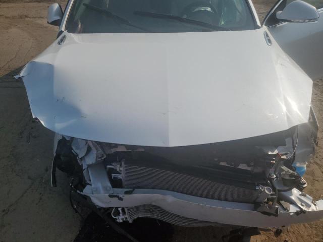 Photo 11 from auction – 2017 BUICK REGAL SPOR with VIN 2G4GL5EX8H9148757