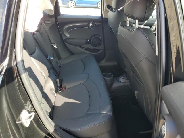Photo 11 from auction – 2024 MINI COOPER S with VIN WMW53DK07R2V03346