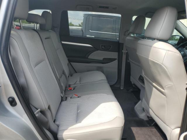 Photo 10 from auction – 2019 TOYOTA HIGHLANDER with VIN 5TDZZRFH0KS299696
