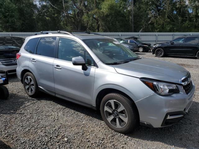 Photo 4 from auction – 2017 SUBARU FORESTER 2 with VIN JF2SJARC0HH422602