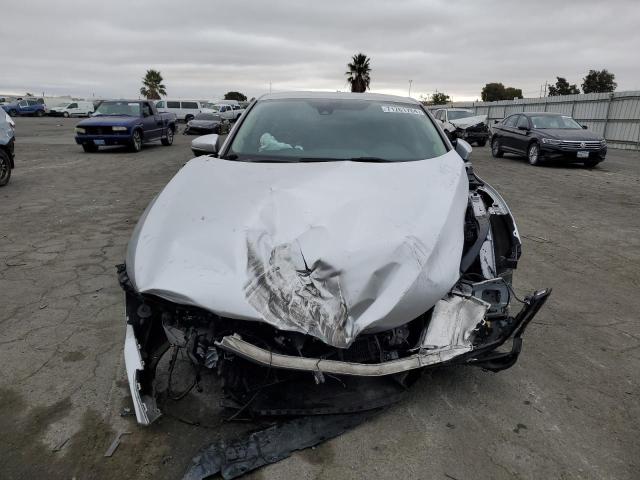 Photo 5 from auction – 2018 HONDA CLARITY with VIN JHMZC5F16JC021736