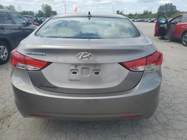 Photo 6 from auction – 2012 HYUNDAI ELANTRA GL with VIN 5NPDH4AE2CH117341