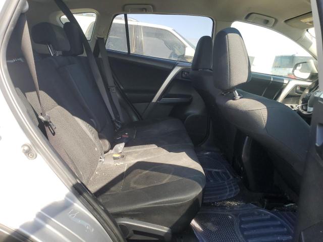 Photo 11 from auction – 2018 TOYOTA RAV4 LE with VIN JTMZFREV2JD129348