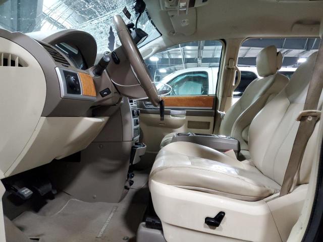 Photo 7 from auction – 2010 CHRYSLER TOWN & COU with VIN 2A4RR7DX8AR421821