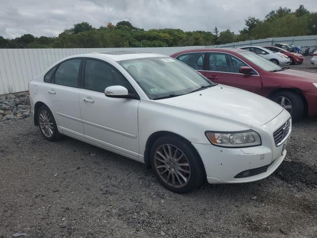 Photo 4 from auction – 2010 VOLVO S40 2.4I with VIN YV1390MS3A2490125