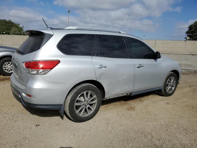 Photo 3 from auction – 2016 NISSAN PATHFINDER with VIN 5N1AR2MN8GC634267