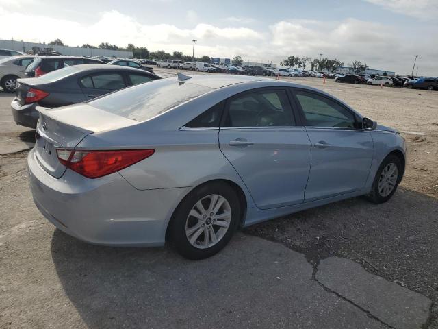 Photo 3 from auction – 2013 HYUNDAI SONATA GLS with VIN 5NPEB4AC1DH665207