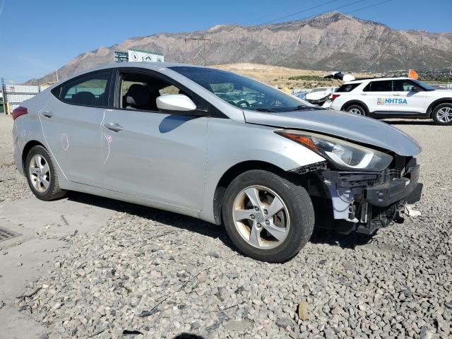 Photo 4 from auction – 2015 HYUNDAI ELANTRA SE with VIN 5NPDH4AEXFH631183
